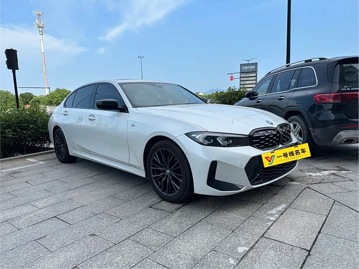 Фото 2 - BMW 3 Series