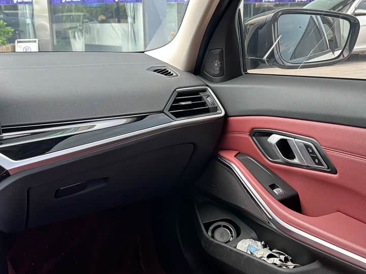 Фото 9 - BMW 3 Series