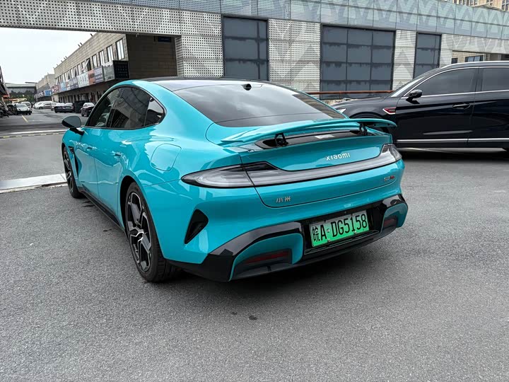 Фото 10 - Xiaomi SU7