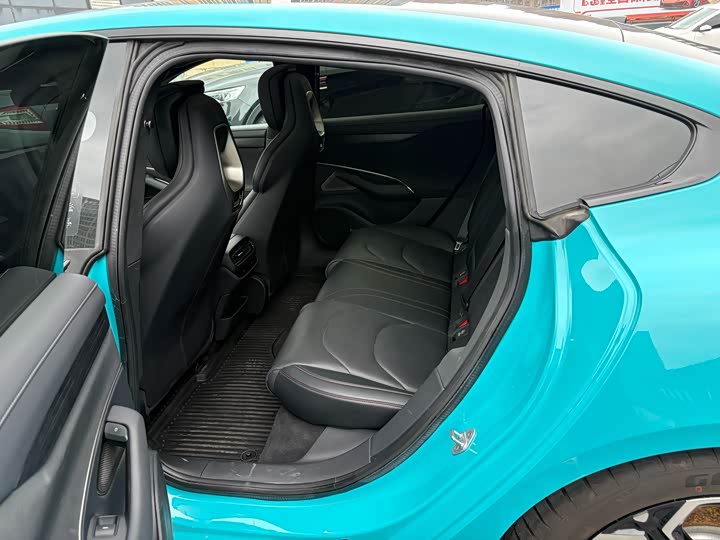 Фото 5 - Xiaomi SU7