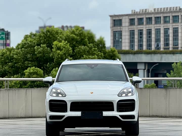 Фото 2 - Porsche Cayenne