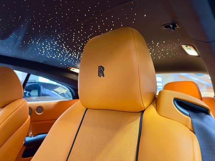 Фото 13 - Rolls-Royce Wraith