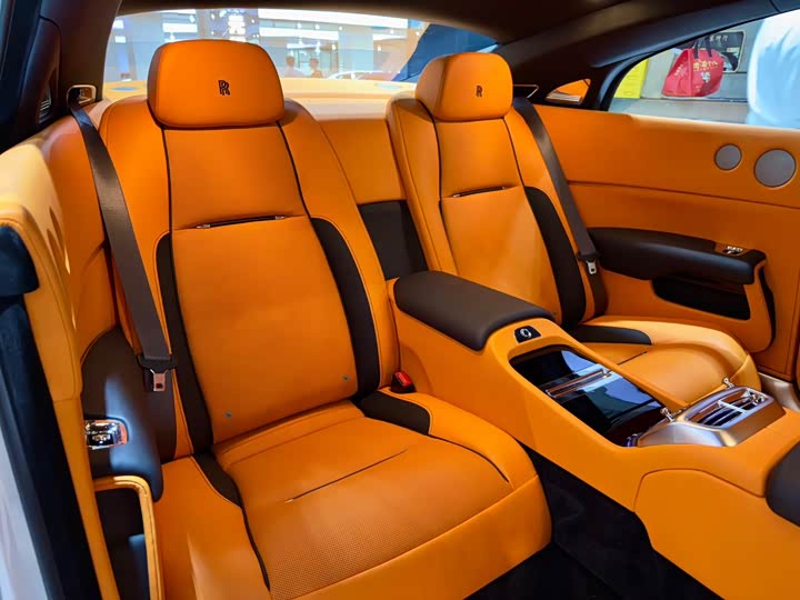 Фото 20 - Rolls-Royce Wraith