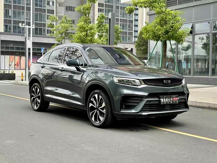 Фото 3 - Geely Tugella S