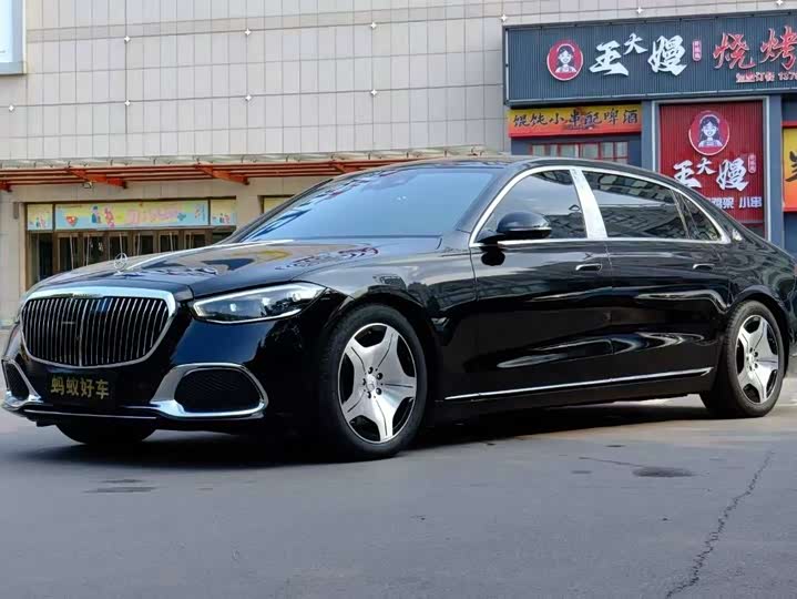 Фото 1 - Mercedes-Benz Maybach S-Class