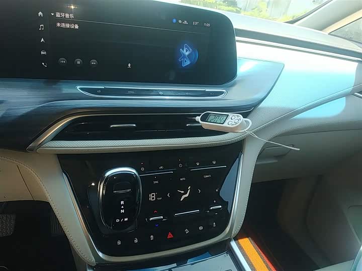 Фото 13 - Buick GL8 ES