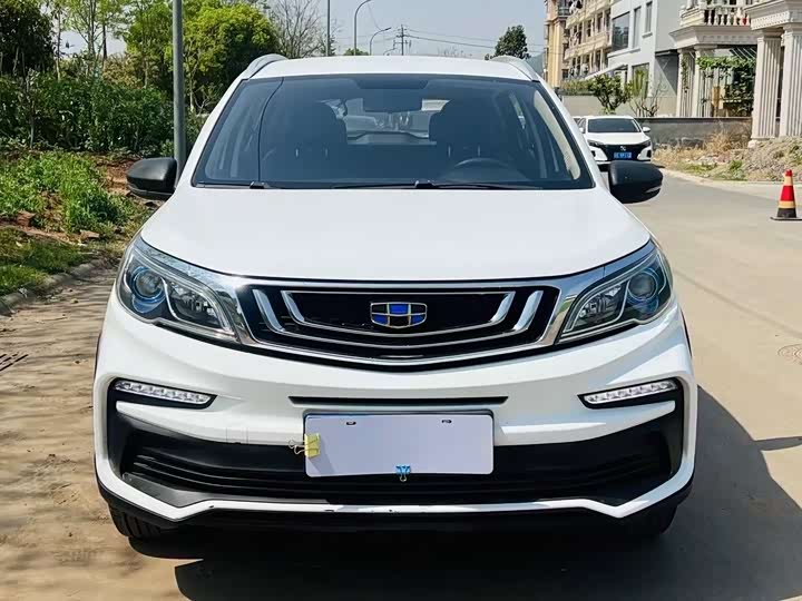 Фото 2 - Geely Vision X3