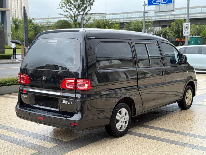 Фото 5 - Dongfeng Forthing Lingzhi M5