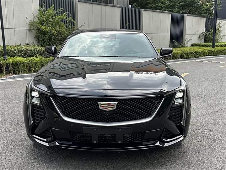 Фото 2 - Cadillac CT5