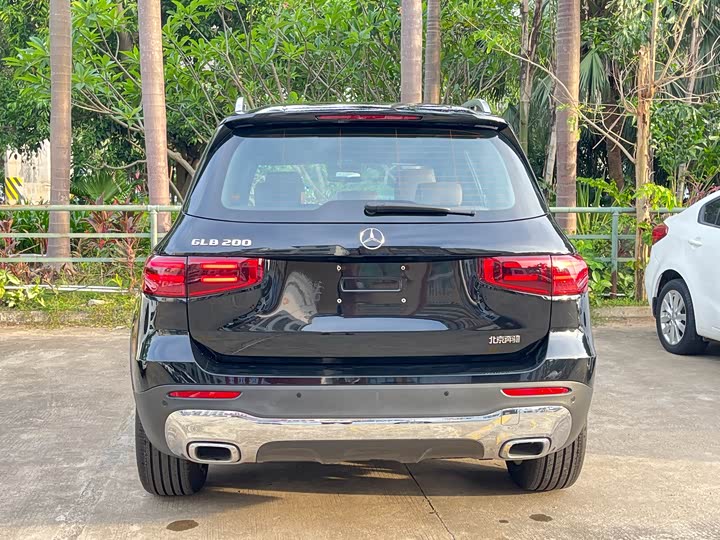 Фото 12 - Mercedes-Benz GLB-Class