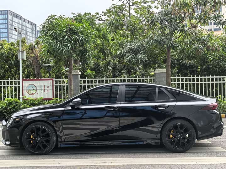 Фото 7 - GAC Trumpchi Empow R