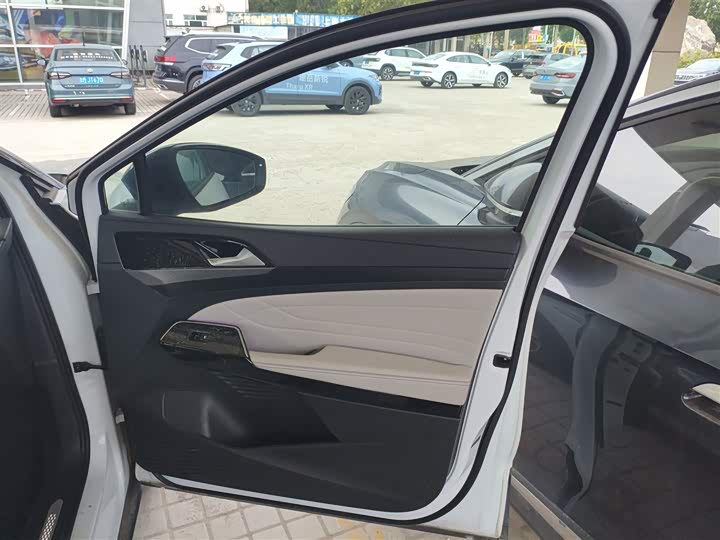 Фото 26 - Volkswagen ID.6 X