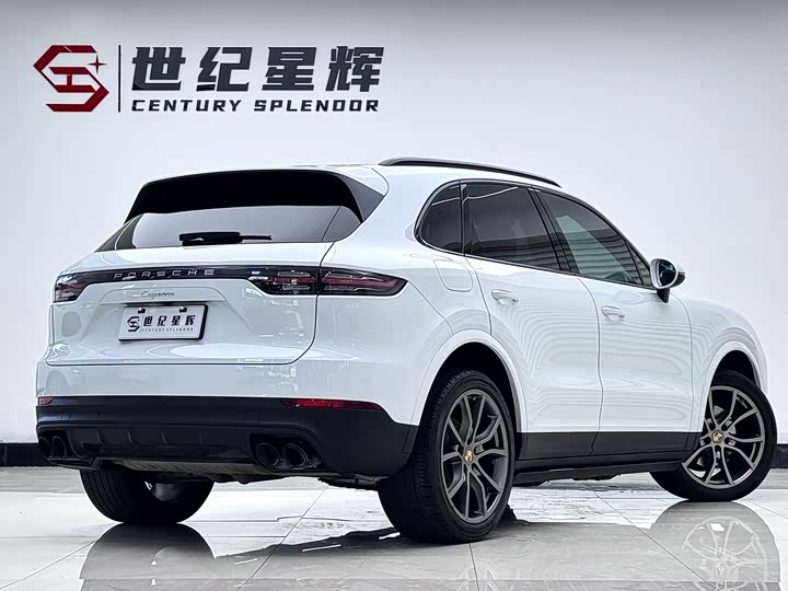 Фото 5 - Porsche Cayenne