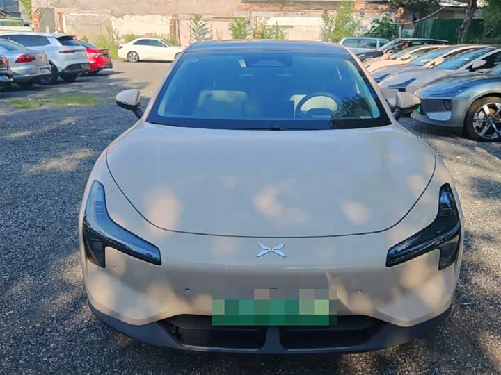 Фото 2 - XPeng Mona M03