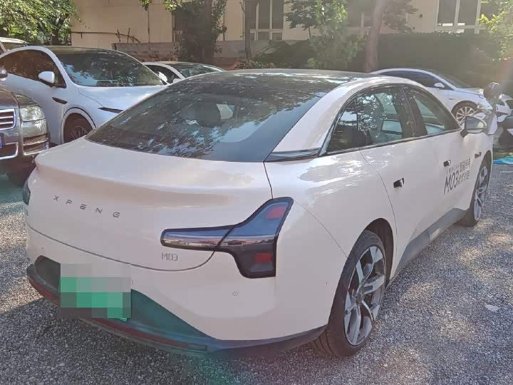 Фото 3 - XPeng Mona M03