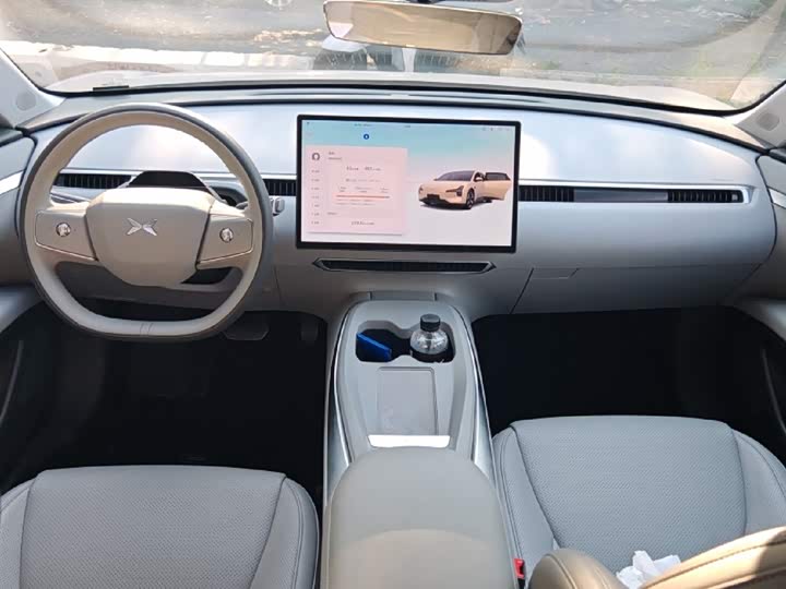 Фото 5 - XPeng Mona M03