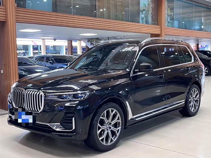 Фото 1 - BMW X7