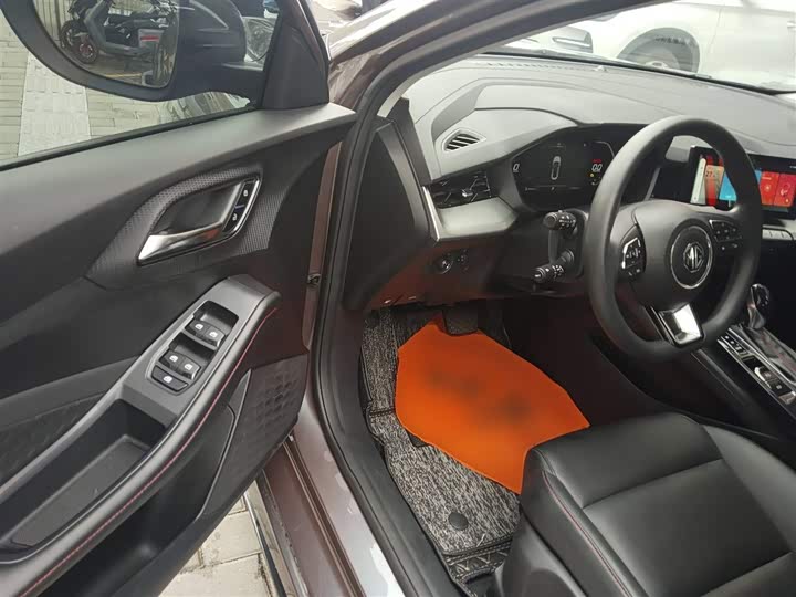 Фото 16 - MG Motor 5