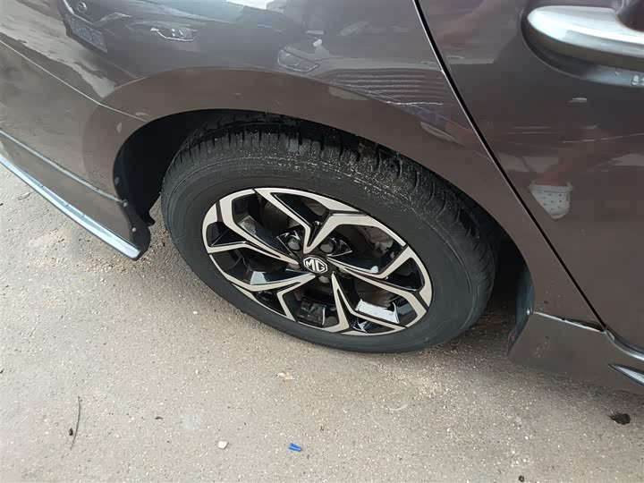 Фото 30 - MG Motor 5