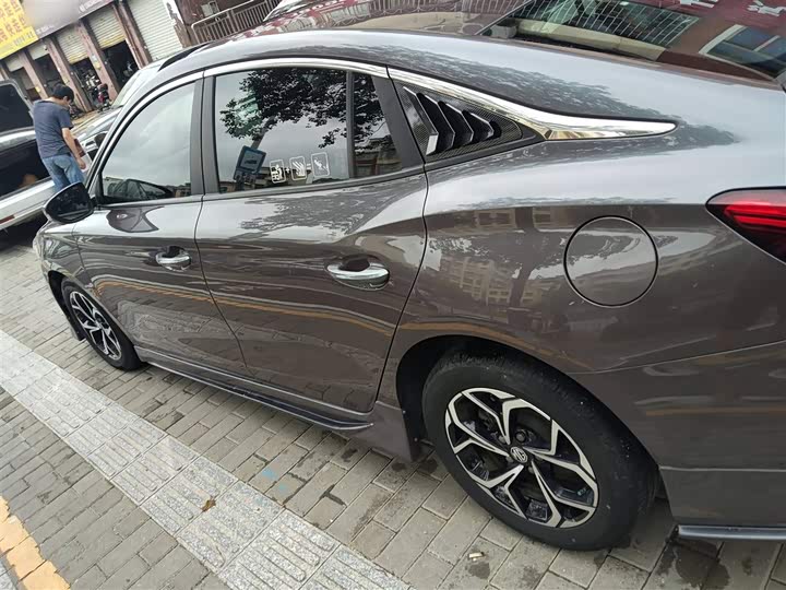 Фото 5 - MG Motor 5