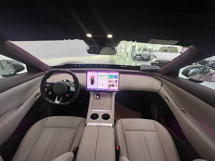 Фото 10 - Xiaomi YU7