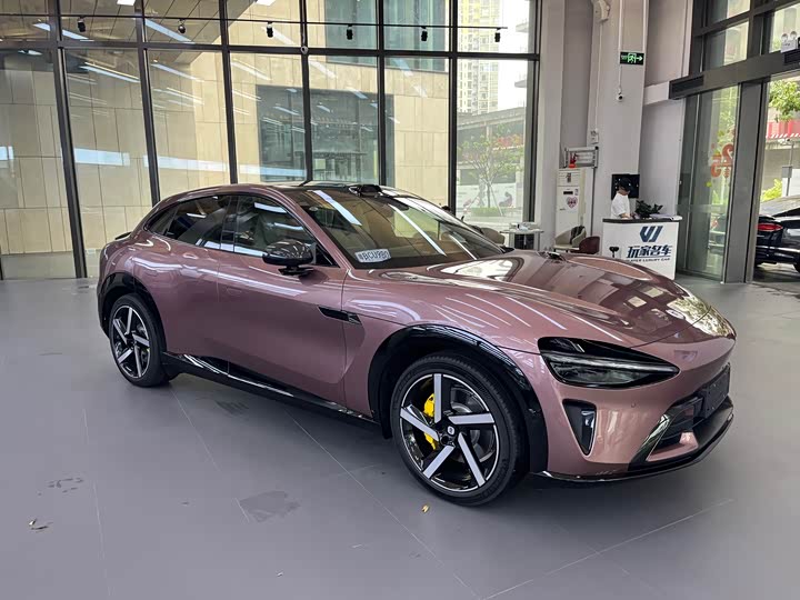 Фото 3 - Xiaomi YU7