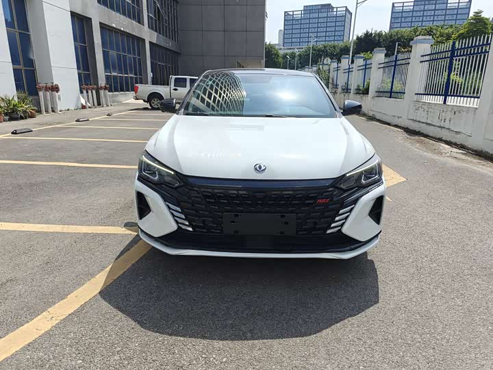 Фото 2 - Dongfeng Aeolus Yixuan Max