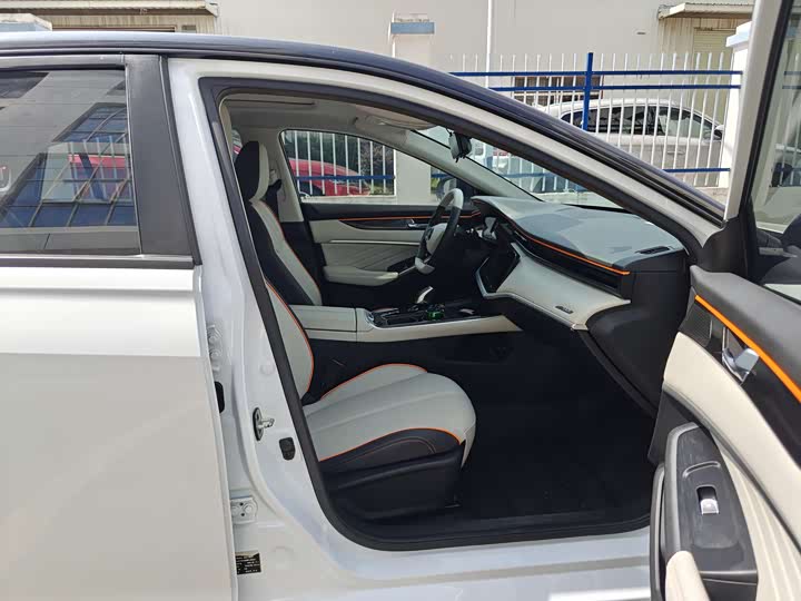 Фото 9 - Dongfeng Aeolus Yixuan Max