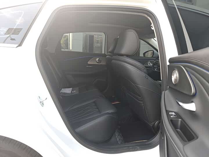 Фото 9 - Chery Arrizo 8