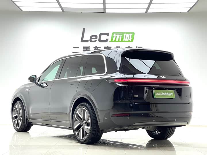 Фото 22 - LiXiang L9