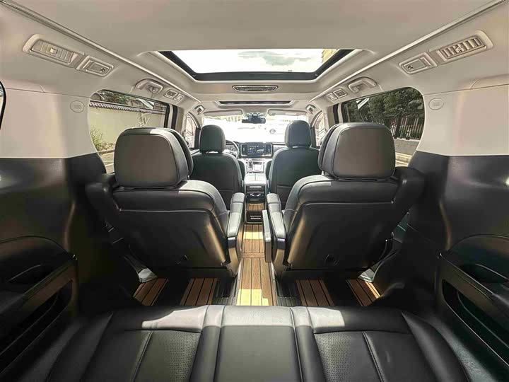 Фото 15 - GAC Trumpchi M8