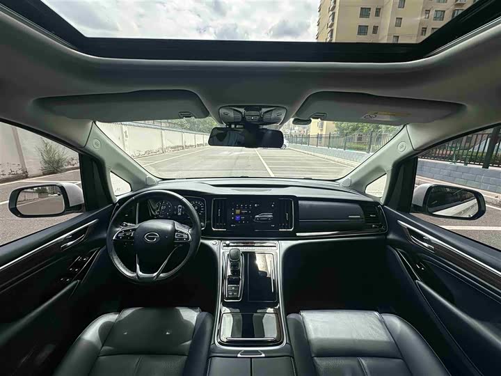 Фото 7 - GAC Trumpchi M8