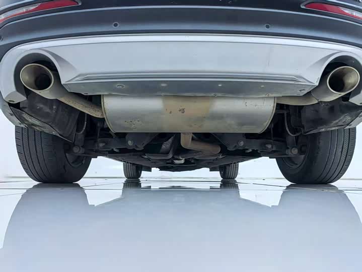 Фото 25 - Lincoln Corsair