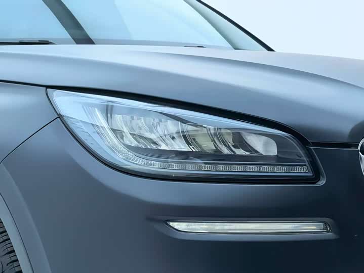 Фото 4 - Lincoln Corsair