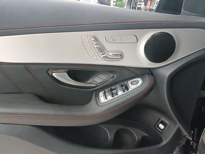 Фото 5 - Mercedes-Benz GLC-Class AMG