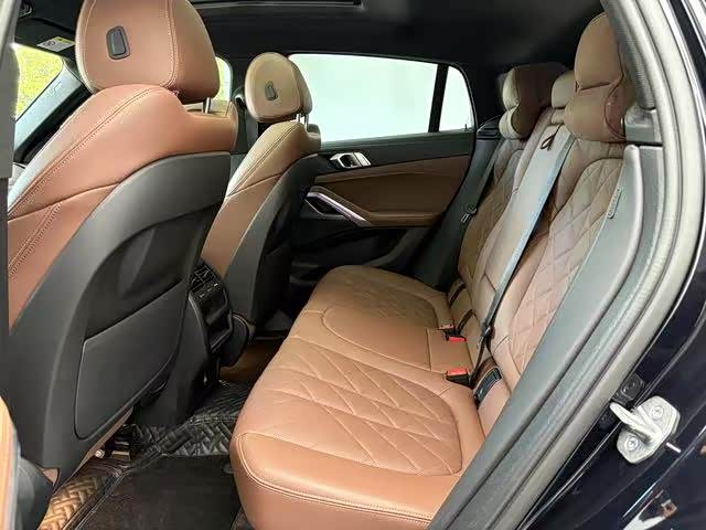 Фото 13 - BMW X6