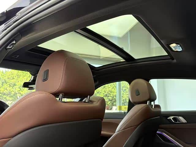 Фото 14 - BMW X6