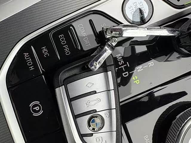 Фото 18 - BMW X6