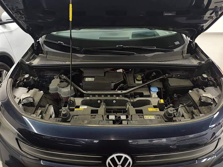 Фото 20 - Volkswagen ID.6 Crozz