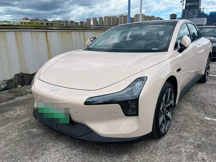 Фото 1 - XPeng Mona M03