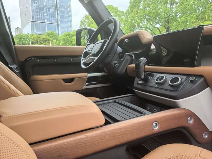 Фото 14 - Land Rover Defender