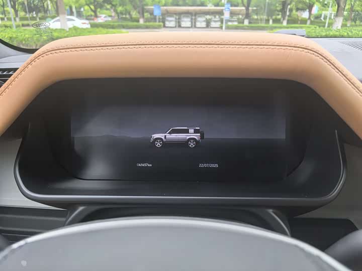 Фото 22 - Land Rover Defender