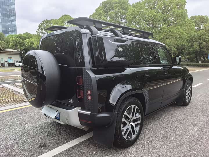 Фото 7 - Land Rover Defender