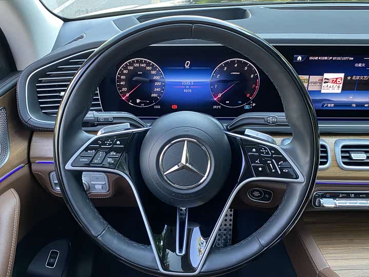 Фото 22 - Mercedes-Benz GLS-Class