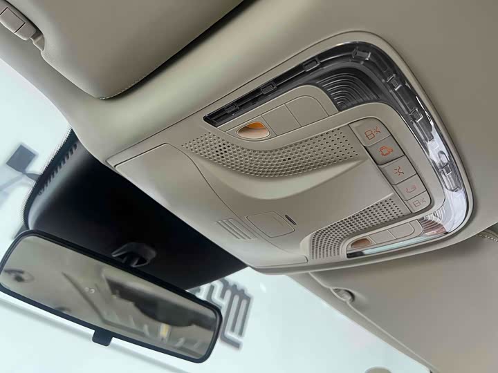 Фото 7 - Mercedes-Benz Vito