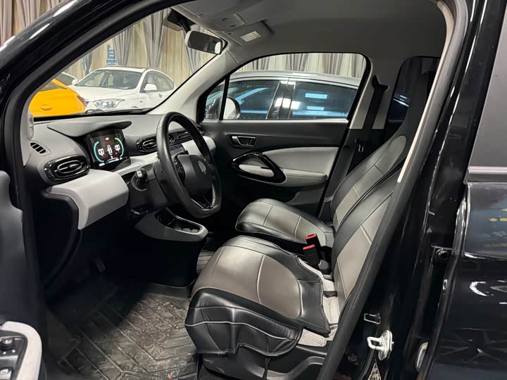 Фото 2 - Leapmotor T03