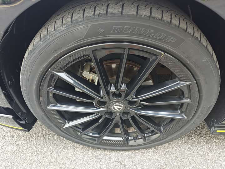 Фото 10 - Changan UNI-V