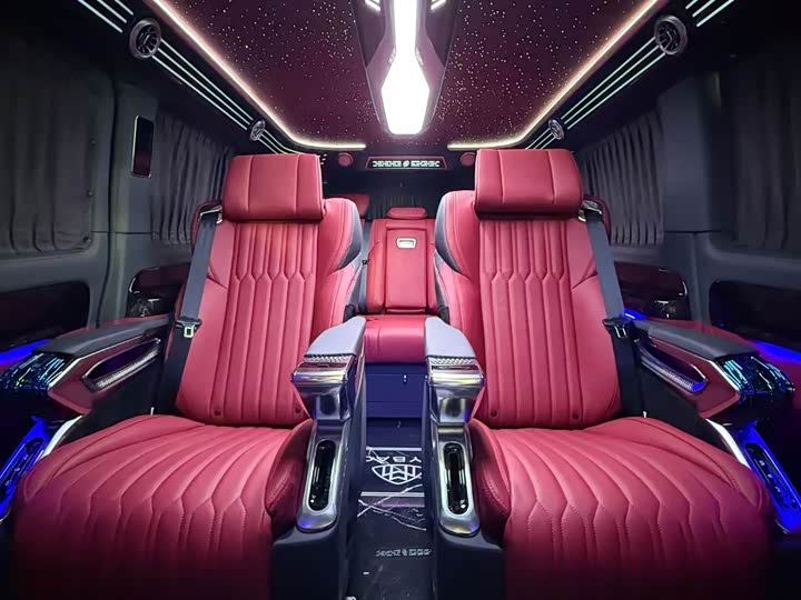 Фото 8 - Mercedes-Benz Vito