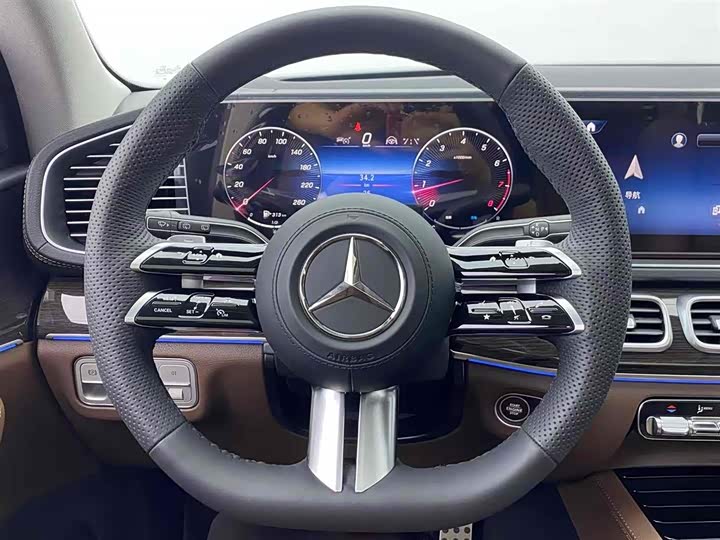 Фото 3 - Mercedes-Benz GLS-Class