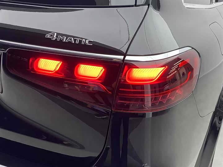 Фото 30 - Mercedes-Benz GLS-Class